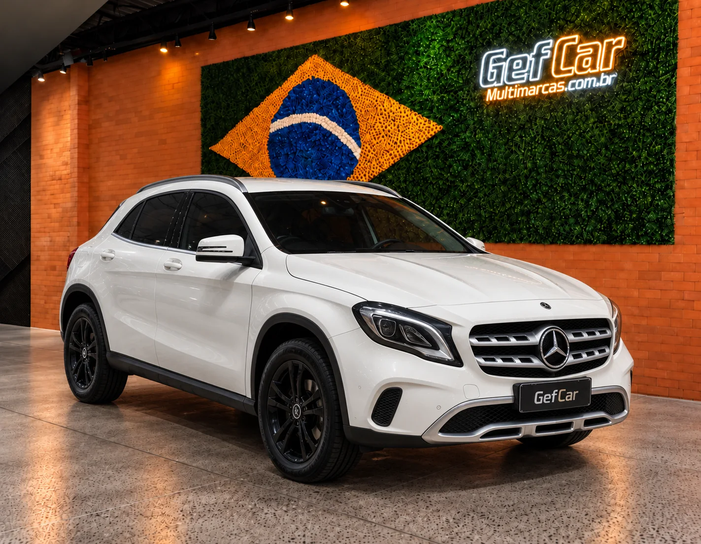 MERCEDES-BENZ GLA200FF 2020
